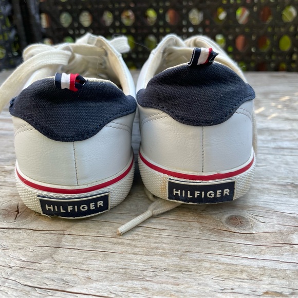 Tommy Hilfiger shoes size 4 unisex - Picture 6 of 9